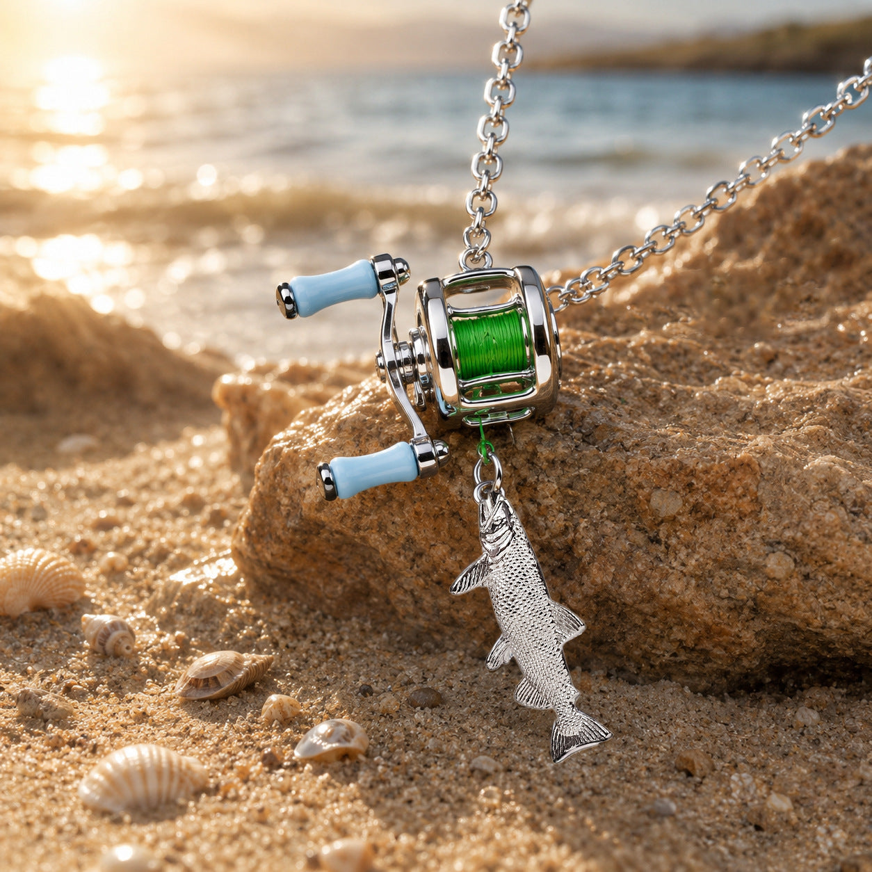 😍 Collectible Mini Fishing Reel Pendant Necklace for Anglers