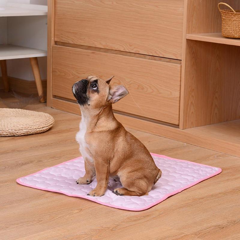 🐶🐱🐾 Cooling Pet Pad Multi‑Size – Breathable, Washable, Non‑Slip – Dog Bed, Sofa Cover, Car Seat Mat – Supports up to 80kg – 3 Colours Available